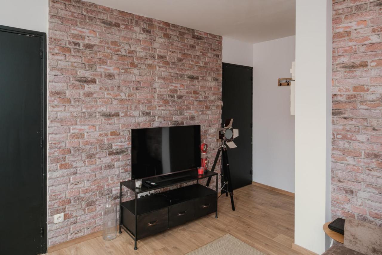 Appartement 2 Pieces L'Industriel En Centre-Ville De カンブレー エクステリア 写真